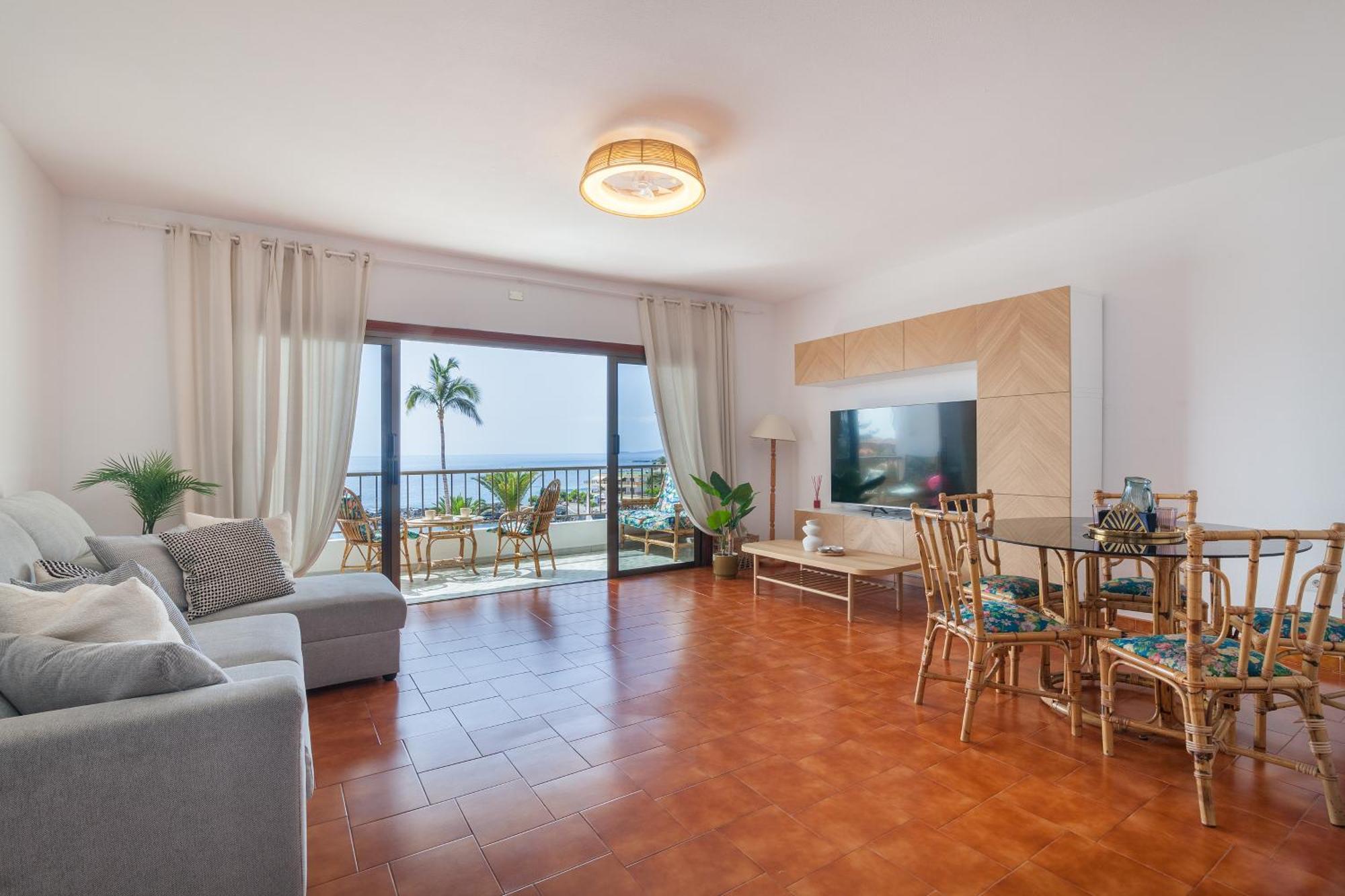 Апартаменти Casa De Franco - Ocean View, Terrace, Balcony, 50M From Playa La Arena, Fibre Net Пуерто-де-Сантьяго Екстер'єр фото