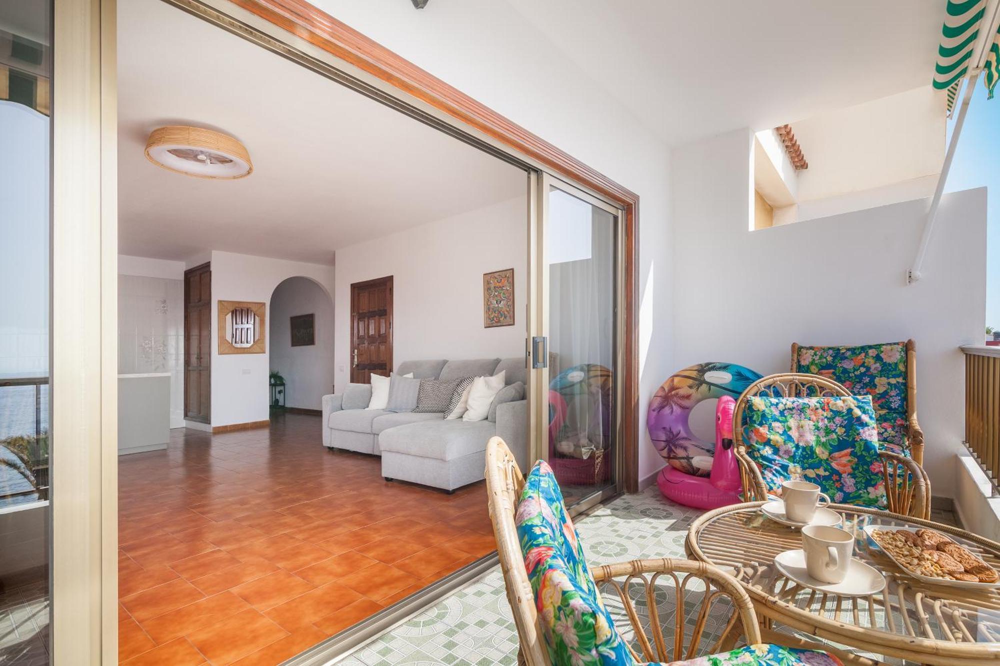 Апартаменти Casa De Franco - Ocean View, Terrace, Balcony, 50M From Playa La Arena, Fibre Net Пуерто-де-Сантьяго Екстер'єр фото