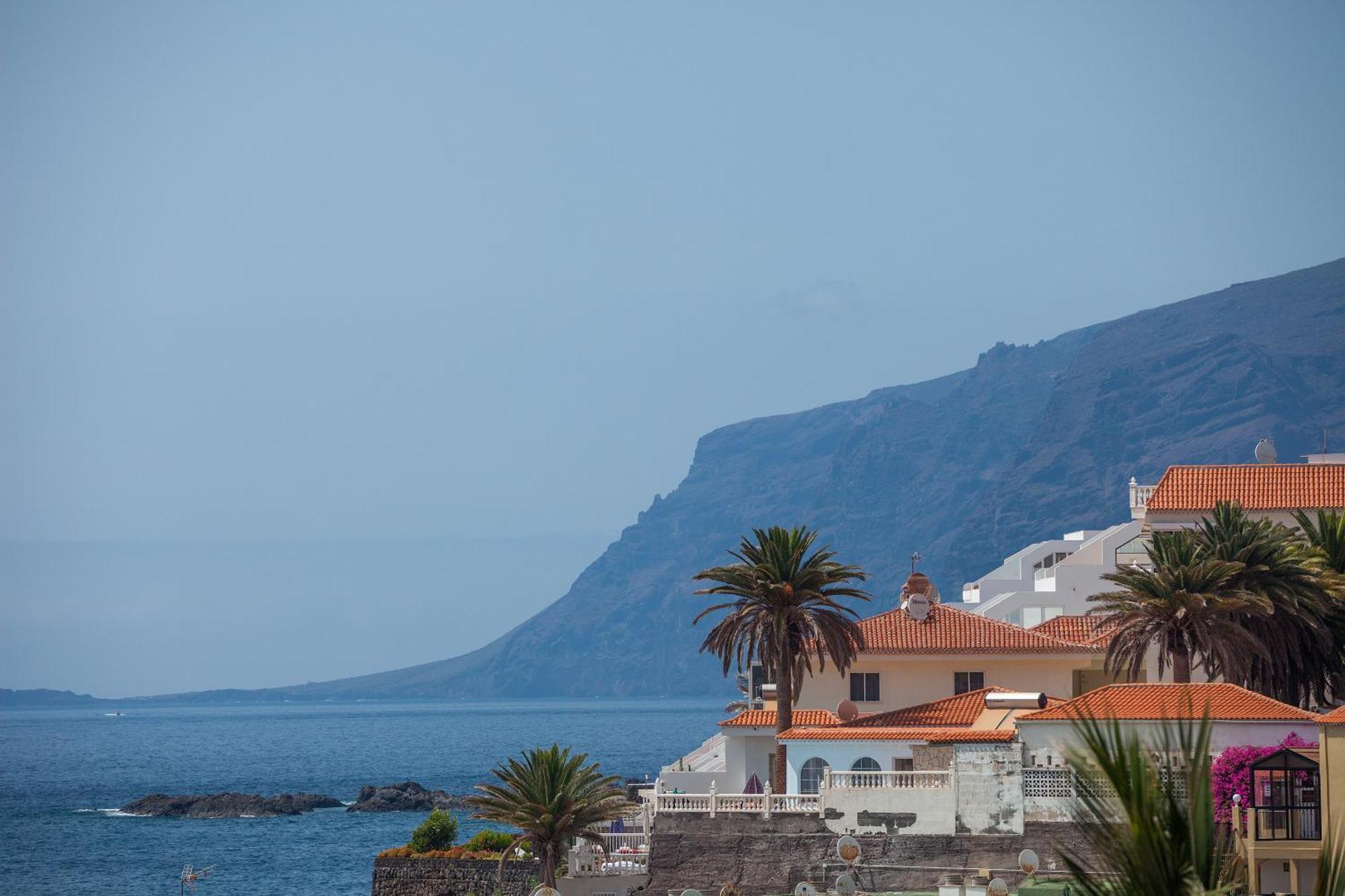 Апартаменти Casa De Franco - Ocean View, Terrace, Balcony, 50M From Playa La Arena, Fibre Net Пуерто-де-Сантьяго Екстер'єр фото